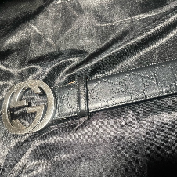 Gucci Emblem Belt Men’s